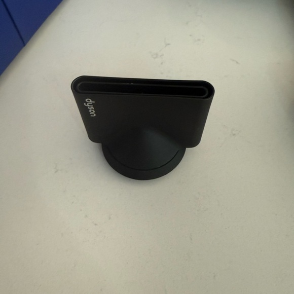 Dyson Hair Dryer limited edition set in vinca blue/rose - Picture 7 of 10